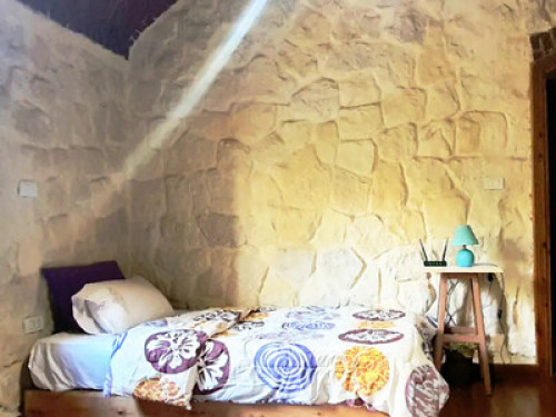 Private bedroom with 2 beds - Gallery - 12