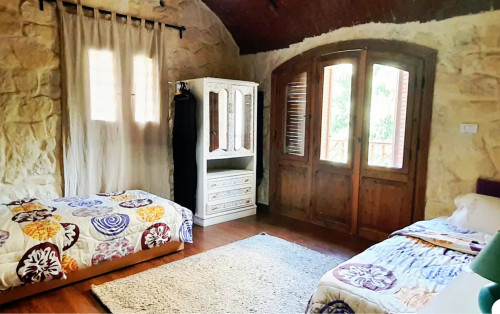 Private bedroom with 2 beds - Gallery - 14