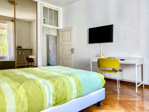 Room in Via Antonio Rosmini, Trento for 146 m² with 5 bedrooms