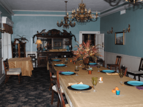 Restored 1901 Victorian - Gallery - 19