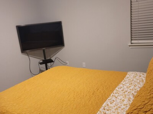 Private Room and bath in clean home