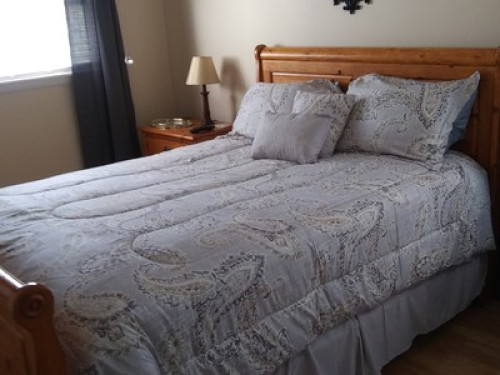Private room for rent