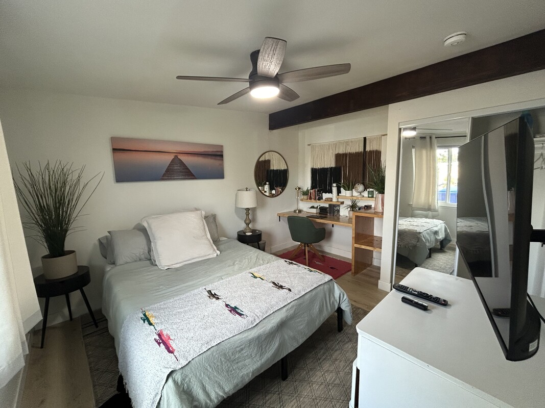  Surf City(Full Room)  -  The Beach Retreat  - Gallery -  1