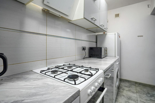 Homely single bedroom in Nowolipki