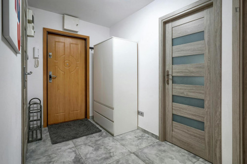 Homely single bedroom in Nowolipki