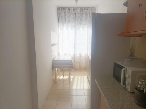Single Room near the direct train to Lisbon - Gallery - 7