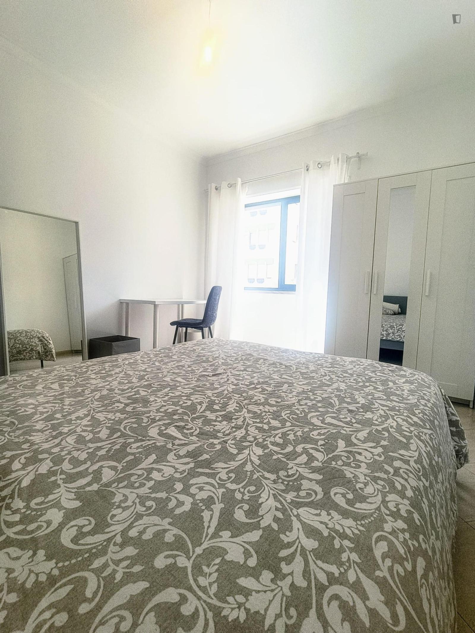 Single Room Near The Direct Train To Lisbon - 1