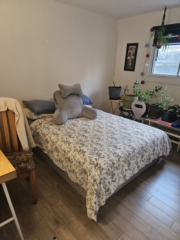  Guest Bedroom(Full Room)  -  Cozy spot close to Montreal  - Gallery -  1
