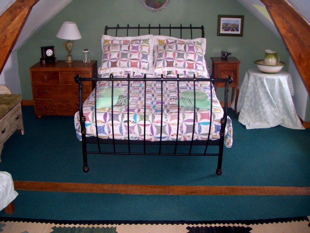 Sleigh Room(Single Bed) - 1