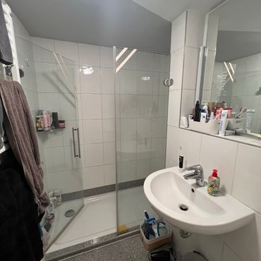  Cozy & Spacious Studio  -  Cozy & spacious studio located in Ludwigshafen am Rhein  - Gallery -  4