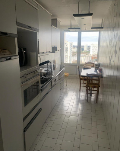 Homely double bedroom in Quartier des Rives du Cher de Tours