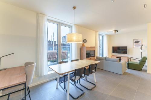 Bright 1 bedroom apartment near Antwerp central station
