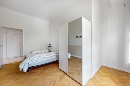 Lovely double bedroom near the centre of Brussels