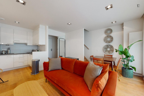 Alluring 1 bedroom apartment near Madou metro station - Gallery - 8