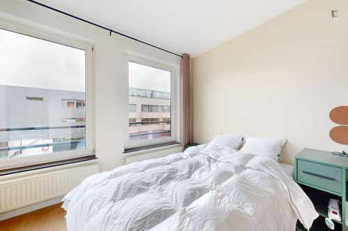Lovely double bedroom in Stalle