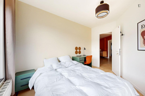 Lovely double bedroom in Stalle