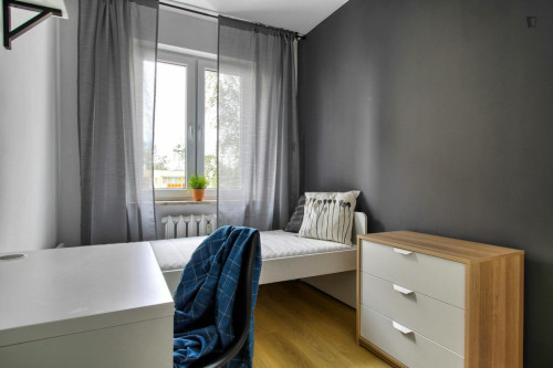 Neat and cosy single bedroom in residential Gocław