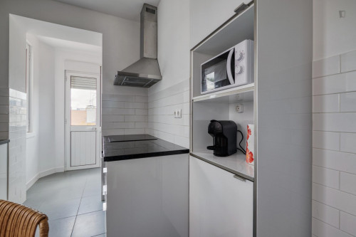 Cool looking 3-bedroom apartment in Arroios