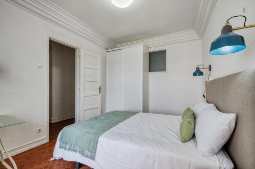 Cool looking 3-bedroom apartment in Arroios - Gallery - 12