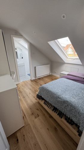 Cozy room available @Hove Actually - Gallery - 3