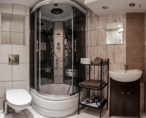 Nice apartment in the Wesoła Zachód Neighbourhood - Gallery - 10