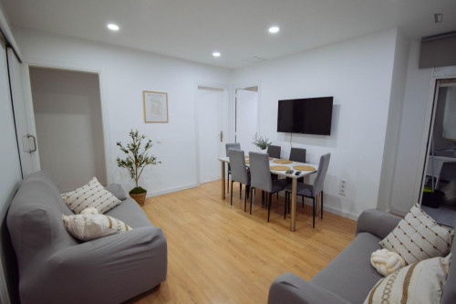 Appealing single bedroom within walking distance to the university