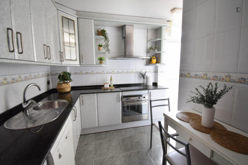 Pleasing double bedroom close to the university and city center - Gallery - 7