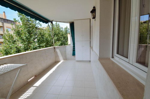 Pleasing double bedroom close to the university and city center - Gallery - 12