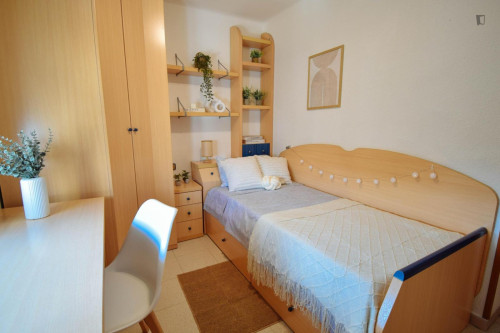 Cozy single bedroom close to the university and city center