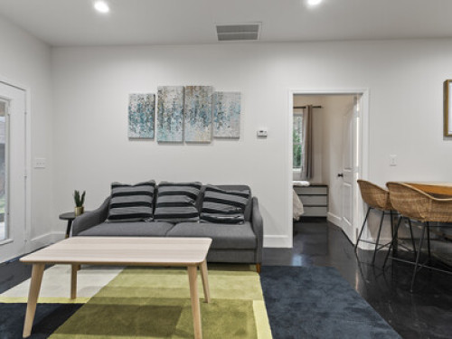  A Cozy Guest House in Smyrna GA