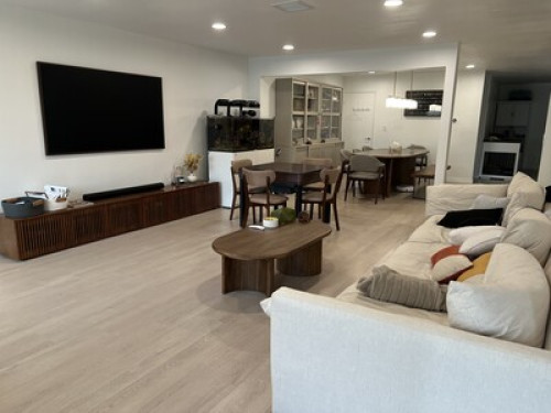 Furnished room + meals