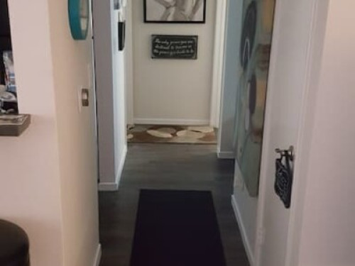 Clean and furnished room.