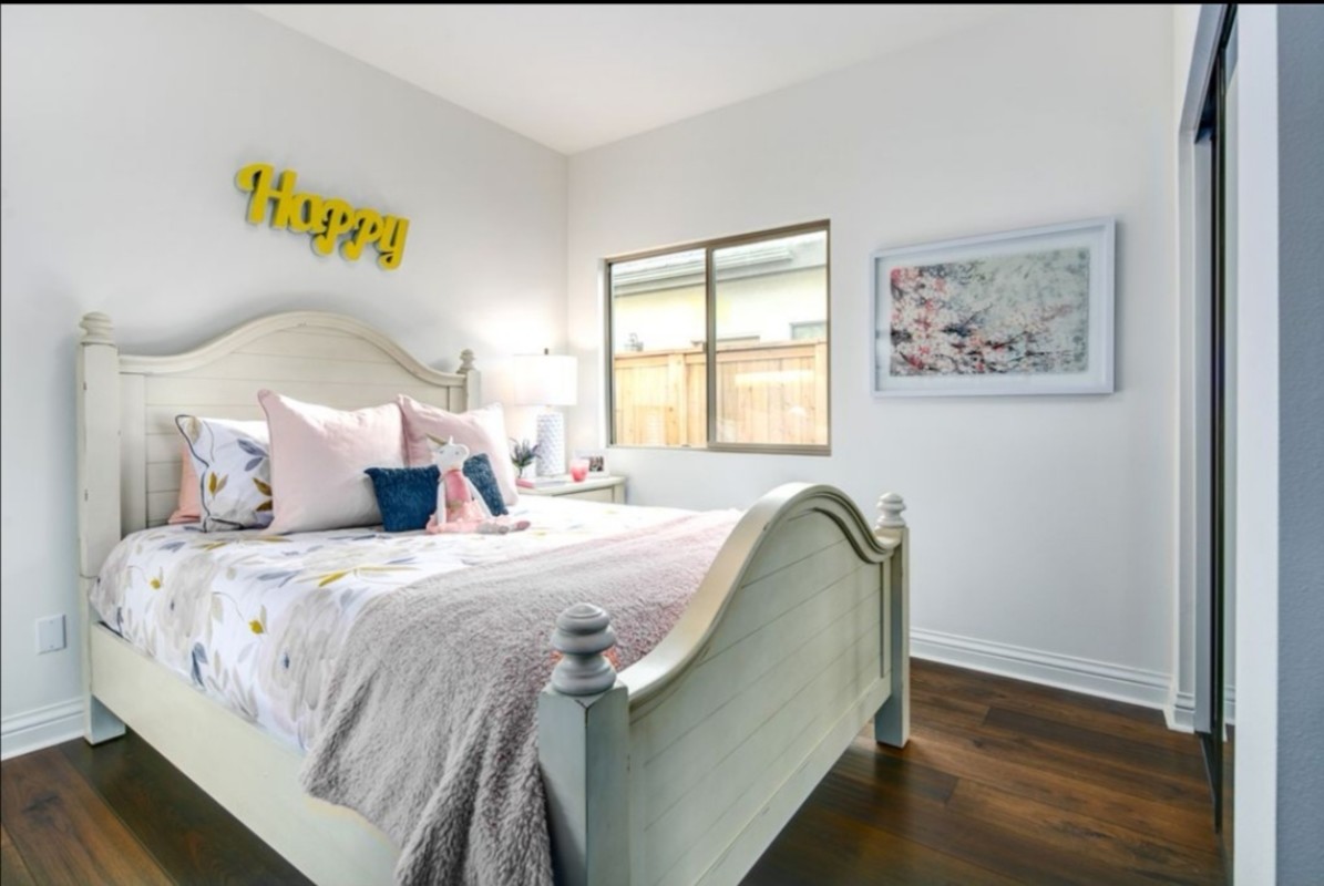 Small Suite(Full Room) - 1