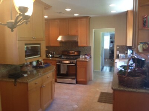 Cozy in Beverly Hills