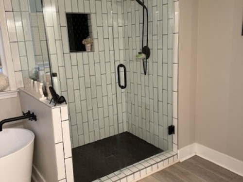 Near hospitals quiet bright comfy