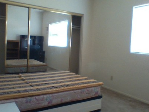 single room for rent