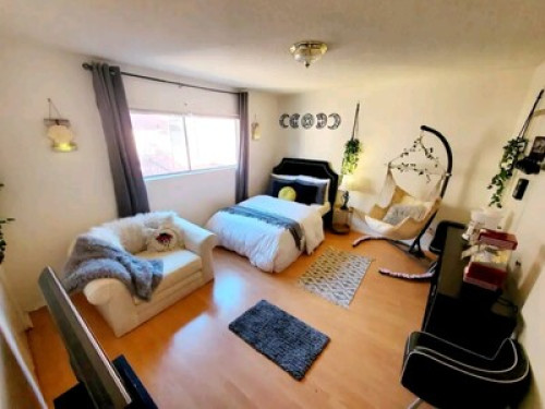 Luxurious  Room with Private Bath