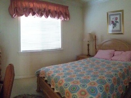 Rooms available near Pasadena, CA -