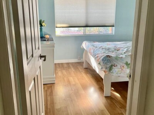 让我们成为朋友，让我给你一个温馨的家！