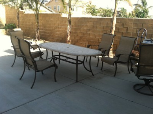 fun damily that loves jesus