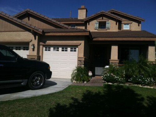 fun damily that loves jesus