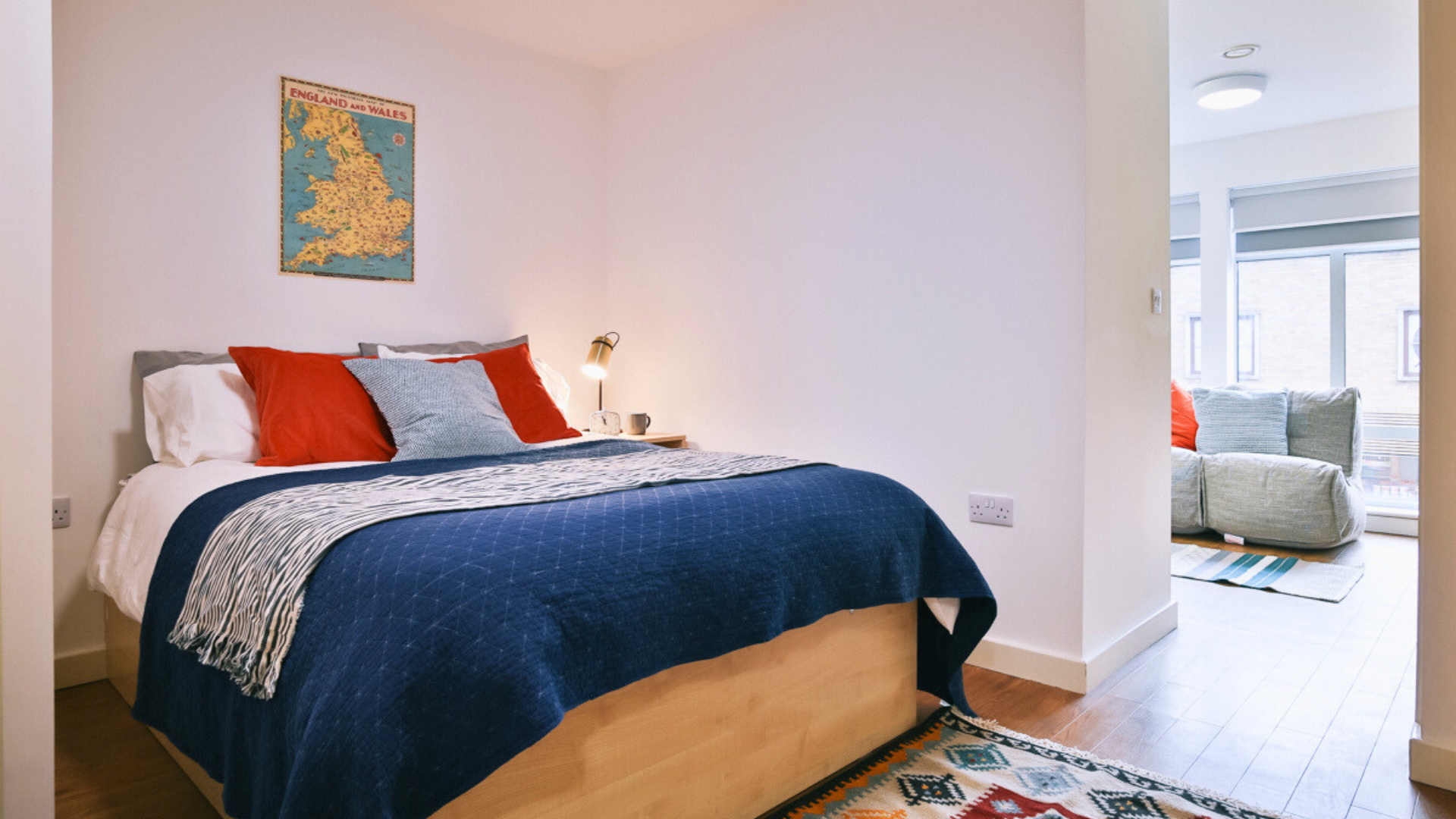 Classic Smaller 1-Bed Flat - 1