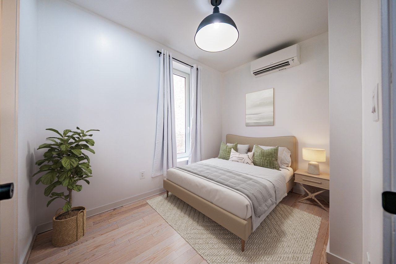  #1894: Ditmas Park - Queen Bedroom B W/ Private Bathroom  -  #1894: Ditmas Park  - Gallery -  6