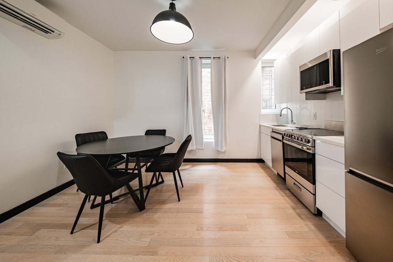 #1893: Ditmas Park - Queen Bedroom D W/ Private Bathroom - #1893: Ditmas Park - Gallery - 8