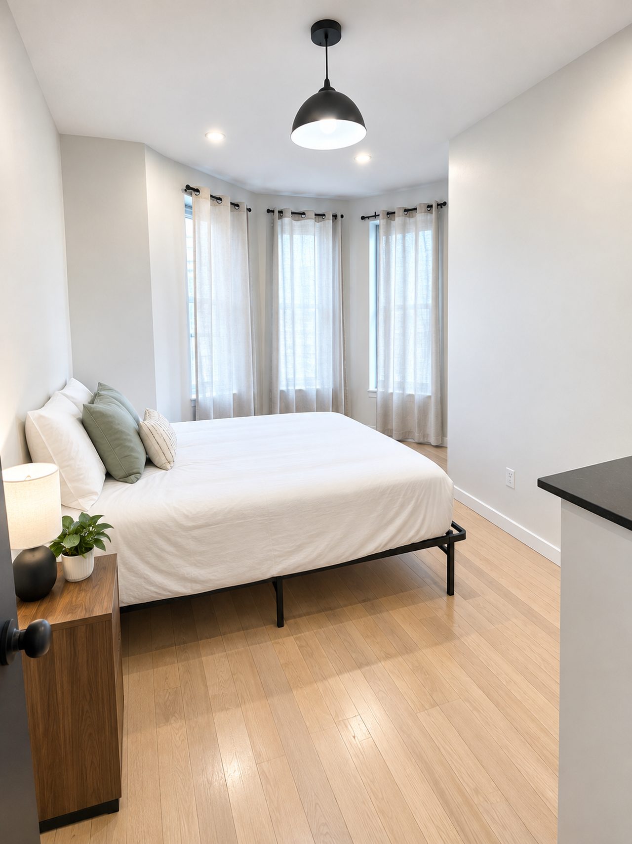 #1893: Ditmas Park - Queen Bedroom B W/ Private Bathroom - 16