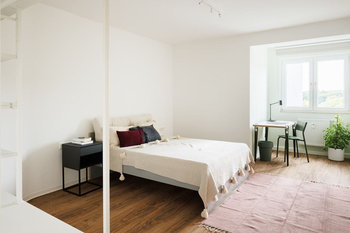  405  -  Aachen Preuswald  - Gallery -  1