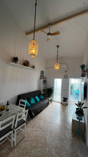 3-bedroom house, with outdoor area