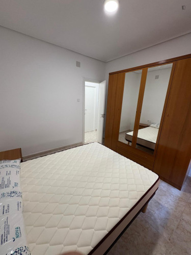 Neat double bedroom in Castellón de la Plana