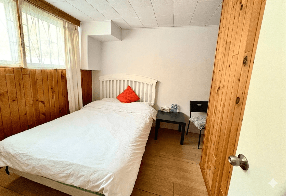 Room (Single Bed) - 1