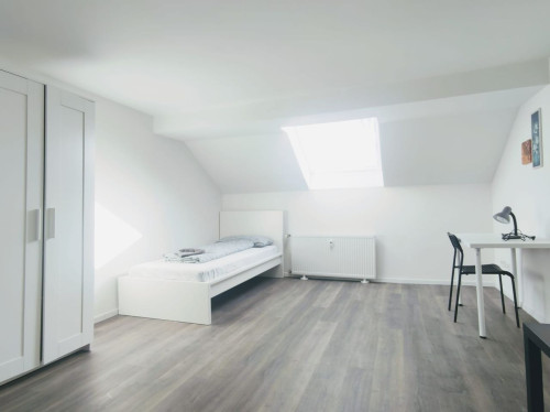 Room in 5-room flasthare  - Gallery -  4